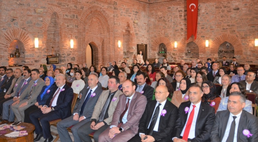 Bursa'da düzenlenen etkinliklerle kansere dikkat çekildi