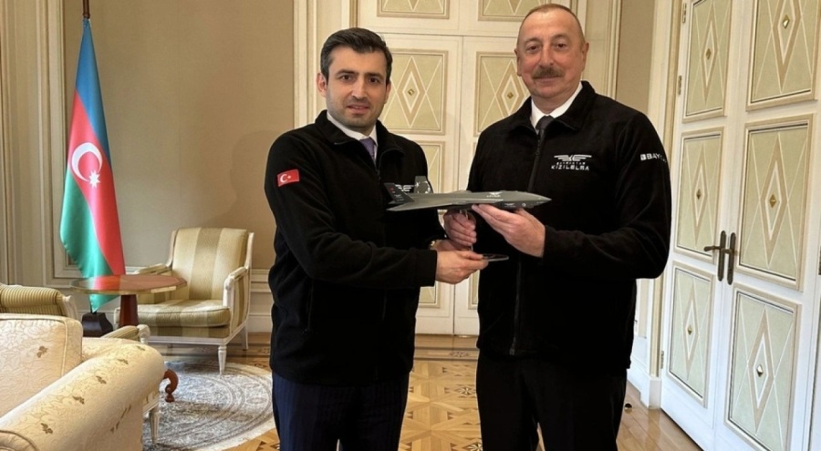 İlham Aliyev, Selçuk Bayraktar'ı makamında kabul etti