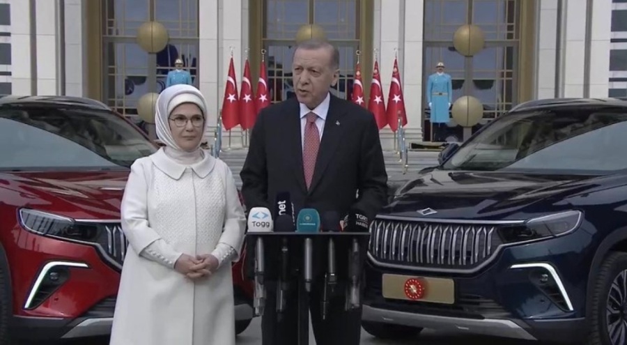 Togg'da ilk teslimat Cumhurbaşkanı Erdoğan'a yapıldı