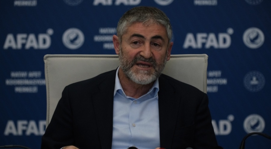 Bakan Nebati'den 'Kayıp Balık Nemo' cevabı: Köpek balıklarıyla uğraşıyoruz