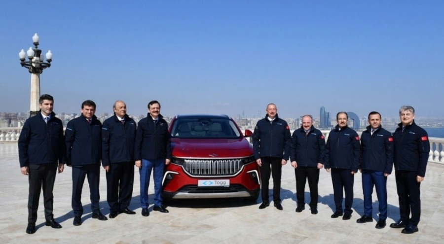 İkinci Togg, İlham Aliyev'e teslim edildi