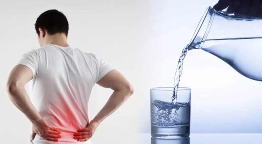 Oruç tutan böbrek hastaları Ramazan'da su tüketimine dikkat etmeli