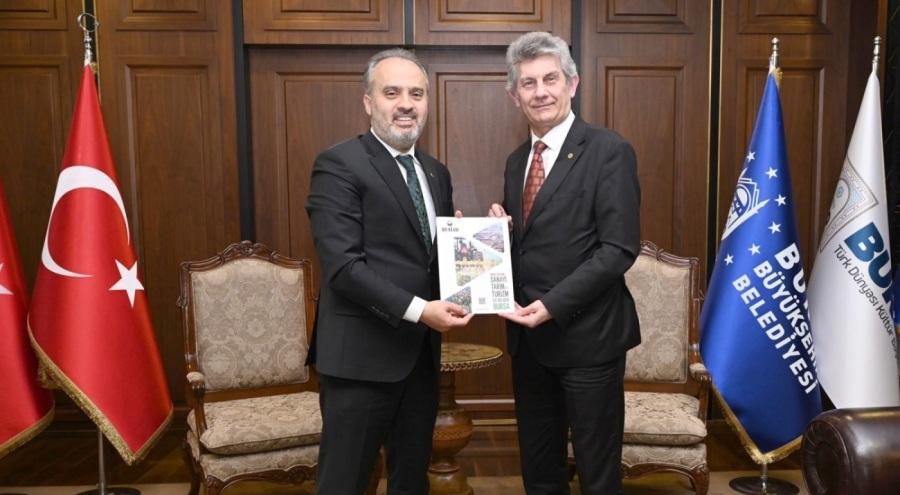 BUSİAD Bursa vizyonu çalışmasını Başkan Aktaş'a sundu