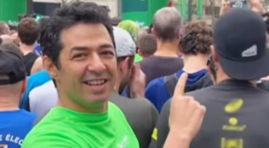 Mert Fırat depremzedeler için maratona katıldı