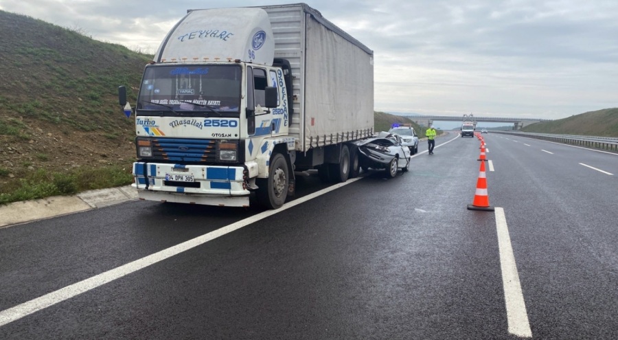 Tekirdağ'daki kazada uzman çavuş ve ailesi yaralandı