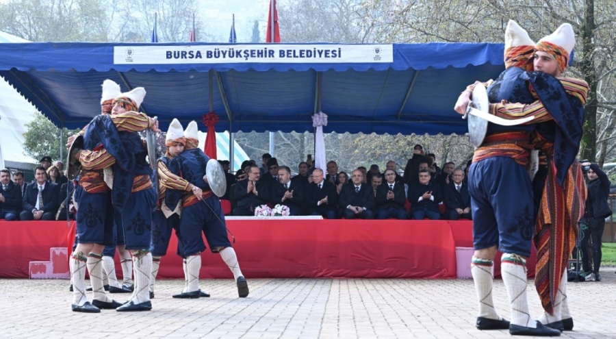Bursa'da fethin 697. yıldönümü gösterilerle kutlanıyor