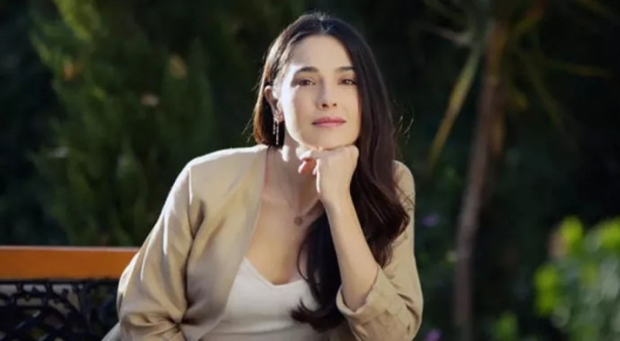 Oyuncu Funda Eryiğit doğuma gün sayıyor