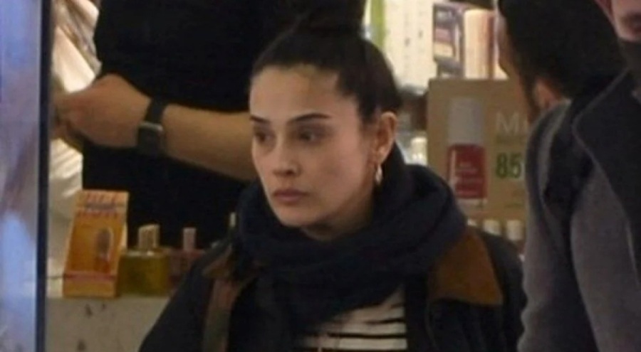 Funda Eryiğit bebeğini kucağına almak için  gün sayıyor