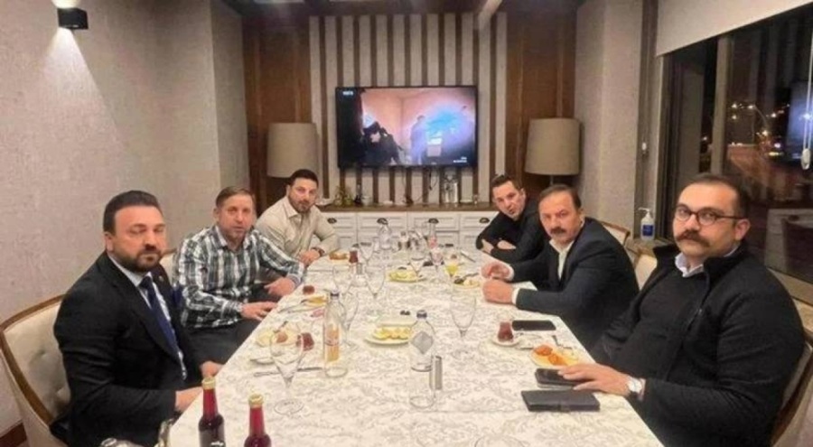 İYİ Parti'den istifa eden Ağıralioğlu, Yeniden Refah Partili Güloğlu ile görüştü