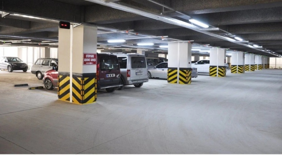 AVM otoparkını şikayet edip parasını geri aldı!