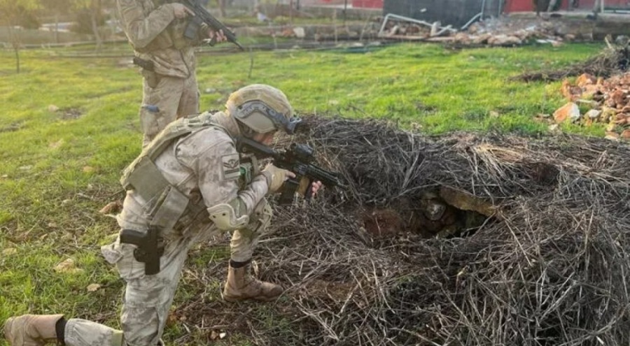 İki cinayetin zanlısı sığınakta yakalandı