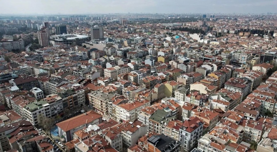 İstanbul'un ilçelerinde daireler boşalıyor: İki aydır bekleyen evlerimiz var