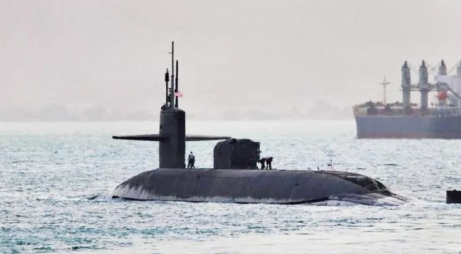 ABD İran'a karşı güdümlü füze denizaltısı gönderdi