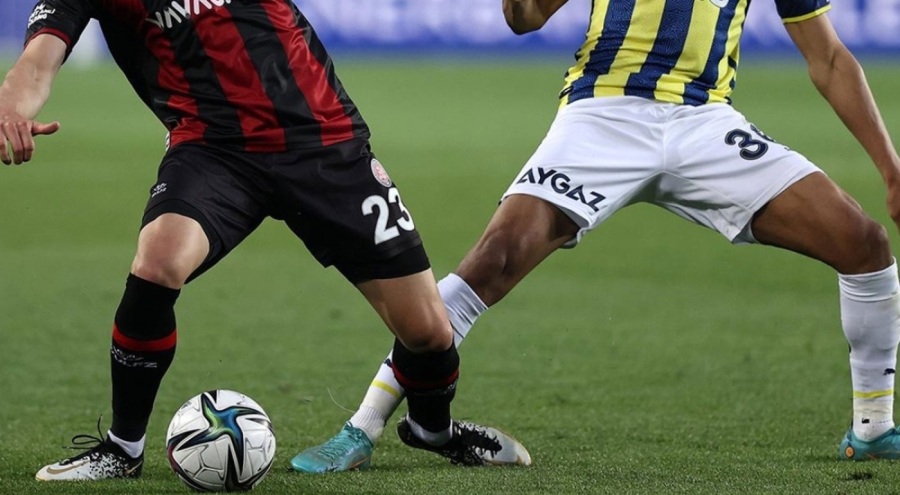 Fatih Karagümrük-Fenerbahçe maçının VAR hakemi açıklandı