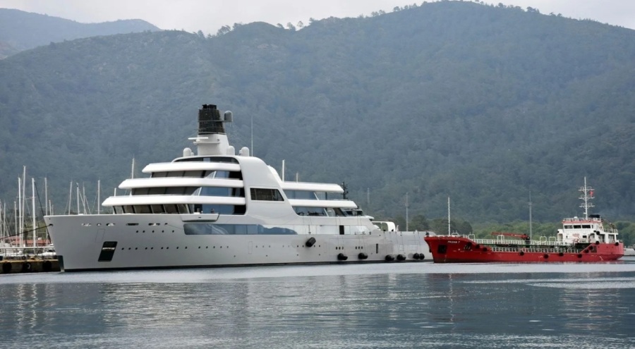 Abramoviç'in gemisi Marmaris'te