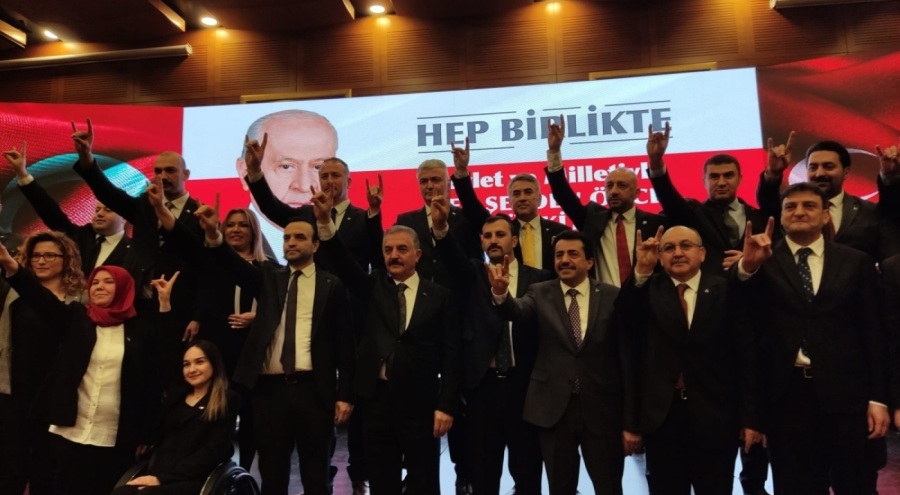 MHP Bursa'da milletvekili adaylarını tanıttı