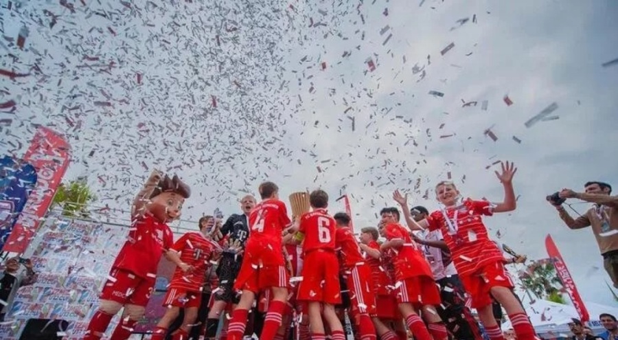 U12 İzmir Cup turnuvasının şampiyonu belli oldu