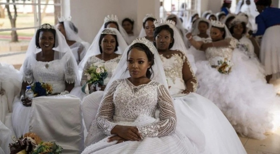 Yüzlerce gelin aynı anda evlendi