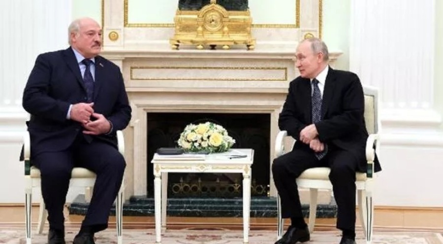 Lukaşenko'dan Rusya yorumu: Kendi toprağı gibi koruyacak