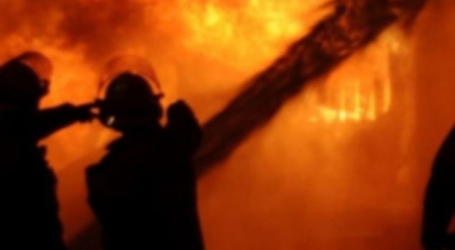 İstanbul'da fabrika bahçesinde yangın çıktı