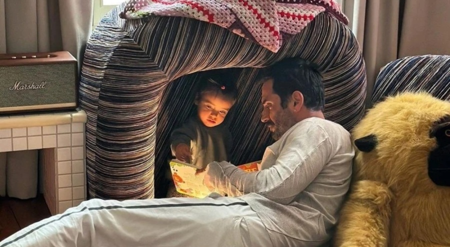 Özge Özpirinçci, kızı ve eşini paylaştı