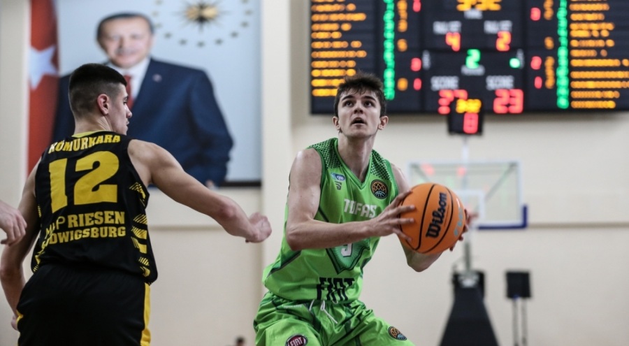 İlk kez düzenlenen Gençler Basketbol Şampiyonlar Ligi Bursa'da başladı