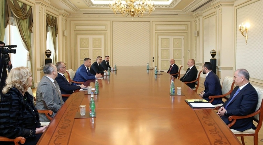 Azerbaycan Cumhurbaşkanı Aliyev, Bosna Hersek Güvenlik Bakanı Nesic'i kabul etti