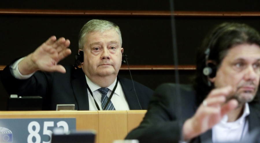 AP yolsuzluk davasında şartlı tahliye