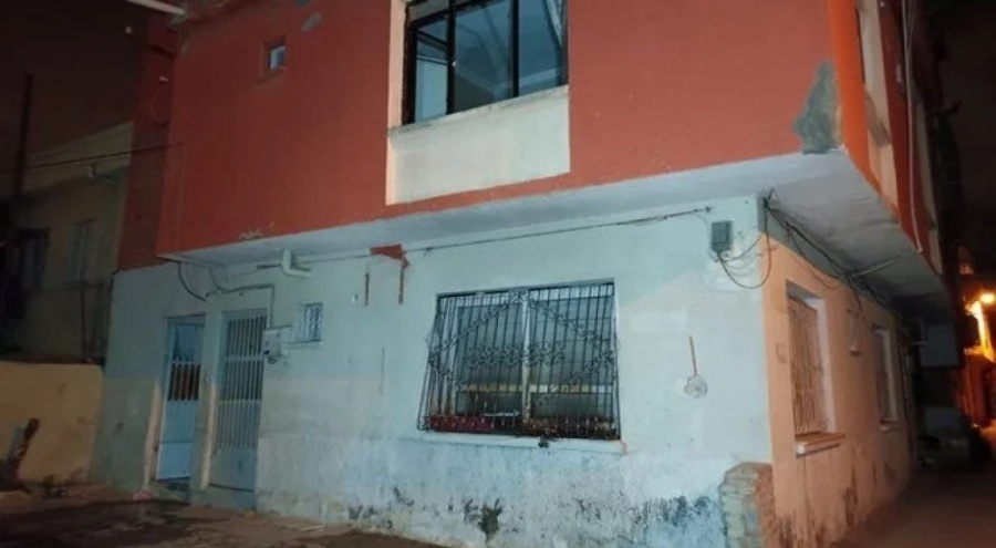 2 aylık bebeğin ölü bulunduğu ev kundaklandı