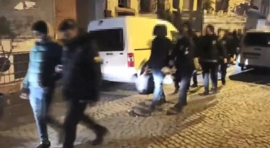 İstanbul'da kaçak göçmen operasyonu: 4 kişi tutuklandı