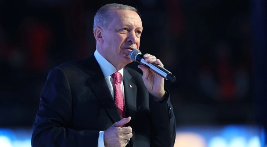 Erdoğan: Bizi beğenmeyip ayrı parti kuranlar dolgu malzemeliğine razı oldular