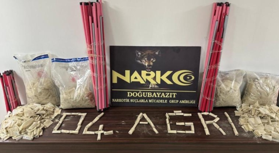 Paspas saplarına gizlenmiş 34 kilo uyuşturucu ele geçirildi