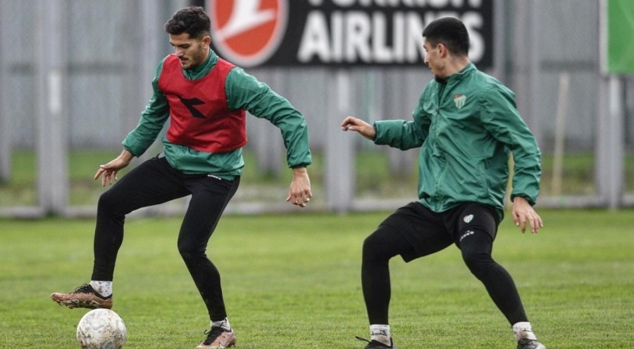 Bursaspor'da çift kale maçlar yapıldı