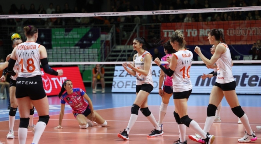 Eczacıbaşı Dynavit, CEV Şampiyonlar Ligi'nde finale yükseldi