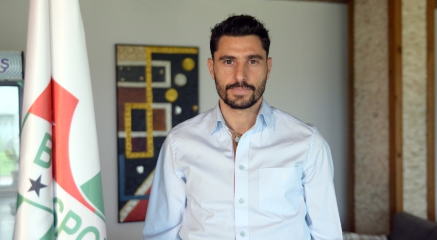 Bursaspor'lu Hurmacı: Takım savunmasına yardım etmem gerektiğini düşündüm