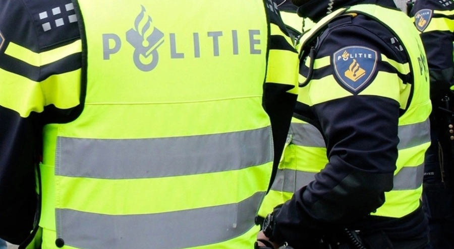 Hollanda Lahey'deki meclis binasında bomba alarmı