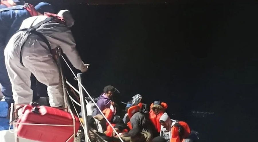 İzmir'de 4 günde 181 göçmen kurtarıldı
