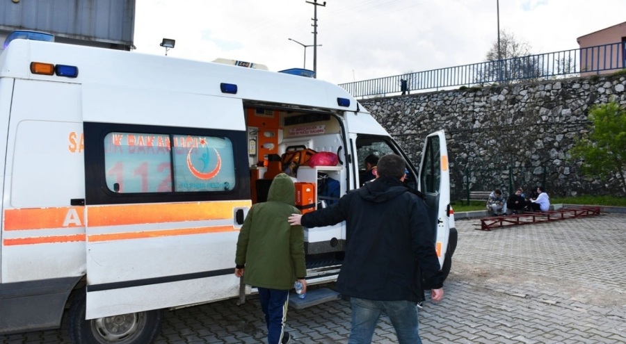23 Nisan provasında rahatsızlanan 18 öğrencilerin hastaneye kaldırıldığı belirtildi
