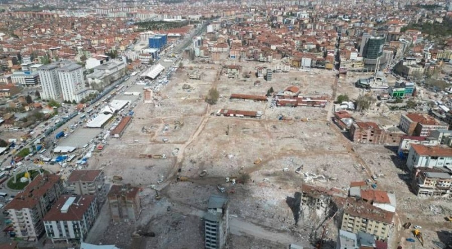 Bakan Soylu: Enkaz kaldırma çalışmalarının yüzde 70'i tamamlandı