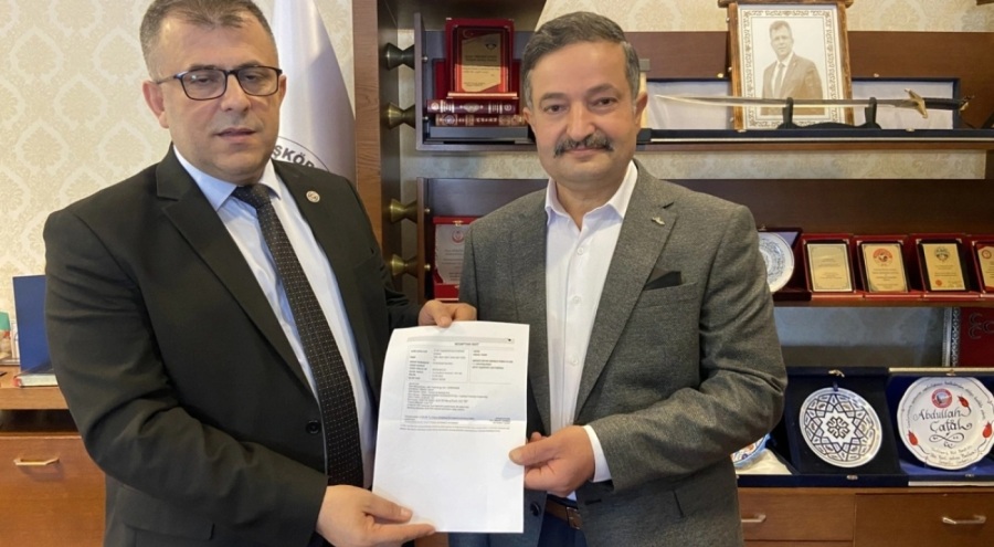 Kastamonu'nun ilk emekli EYT'lisi ilk maaşını bağışladı