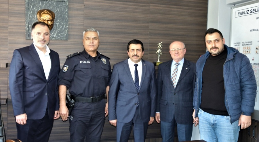 MHP Bursa Milletvekili Adayı Zırhlıoğlu Polis Haftası'nı polislerle kutladı