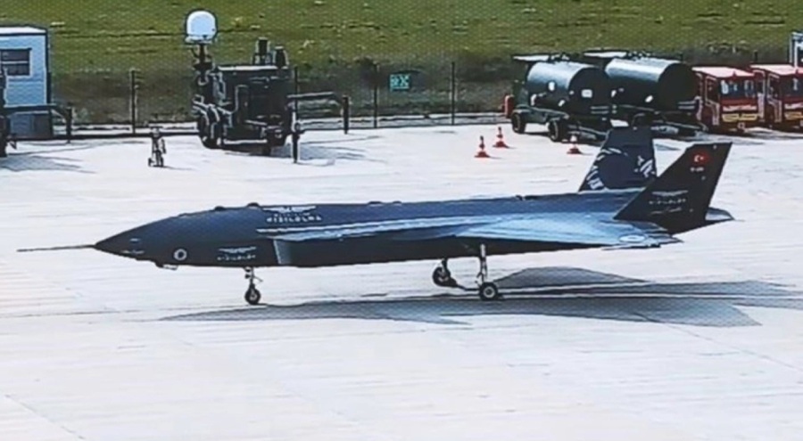 Bayraktar KIZILELMA 4'üncü uçuşunda Sistem Tanımlama Testini başarıyla geçti