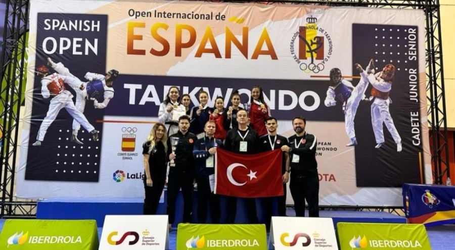 Milli tekvandoculardan İspanya'da 5 madalya