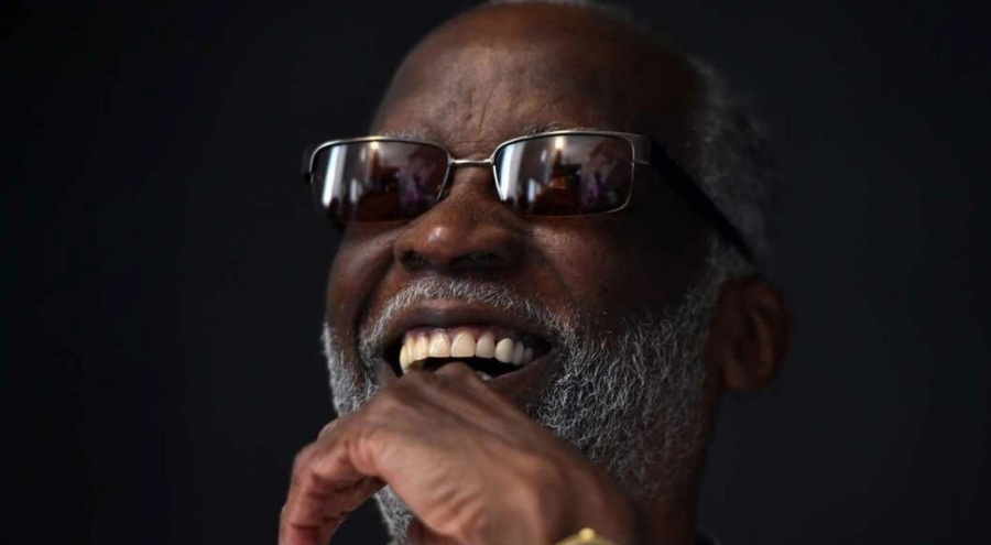 Ünlü sanatçı yaşamını yitirdi