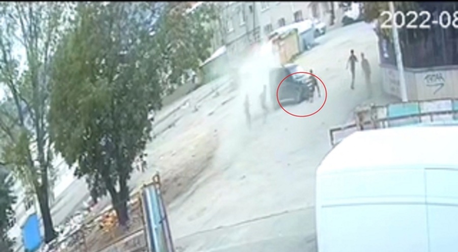 Bursa'da baba ile oğluna çarpan alkollü sürücünün tahliye edilmesine tepki
