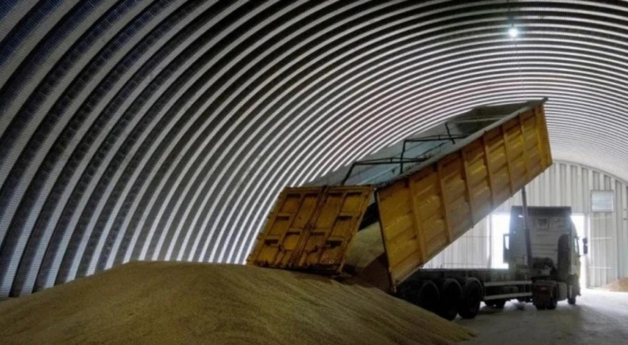 Slovakya da Ukrayna'dan tahıl alımını durdurdu