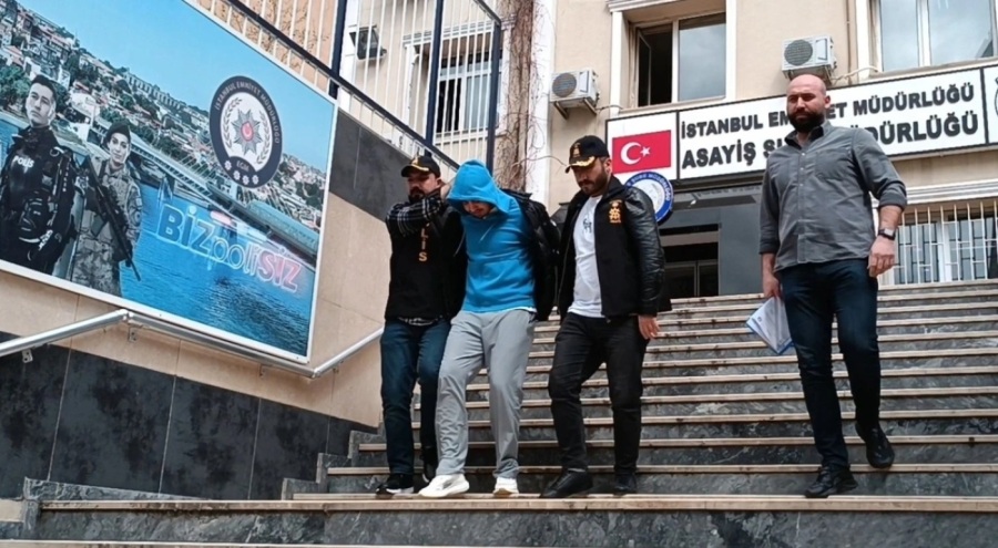 CHP binası yakınında silahla ateş eden şüpheli yakalandı