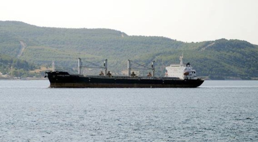 Çanakkale Boğazı girişinde gemi arızalandı