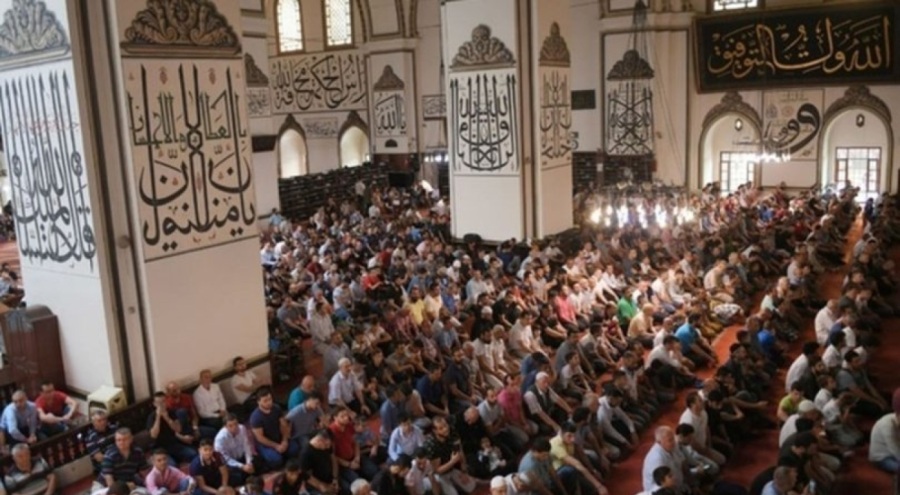 Bursa'da Kadir Gecesi coşkusu