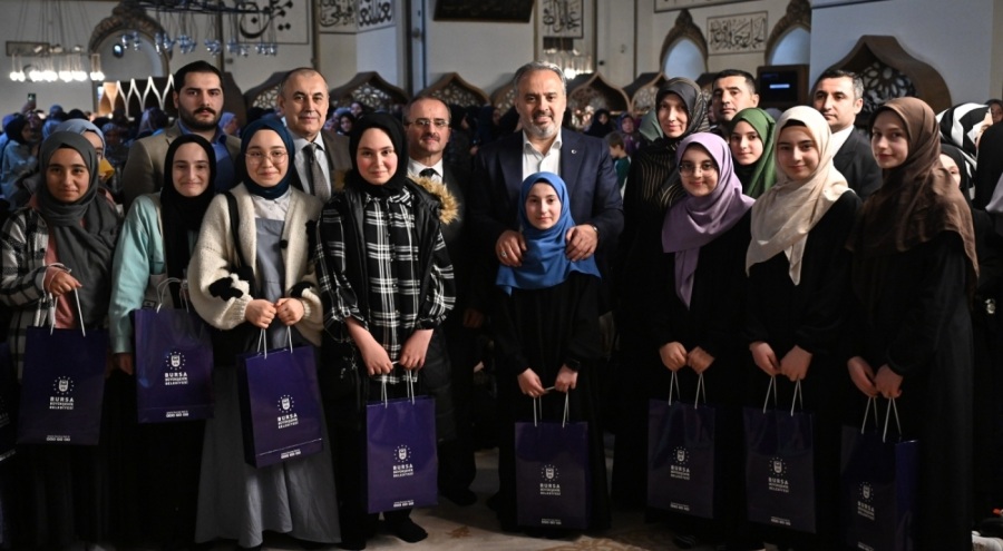 Bursa'da 365 gün 365 hatimlerin duası Ulu Cami'de yapıldı